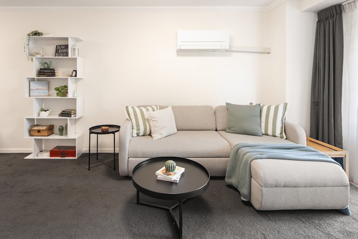 Ferny Cove—resort Living By Surfers Paradise Beach - Gold Coast