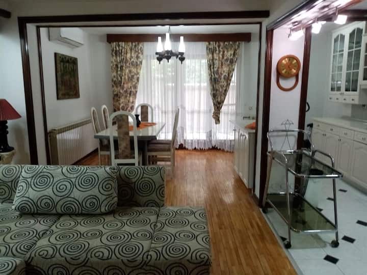 An Excellent House For Rent In Quiet Area - Skopje