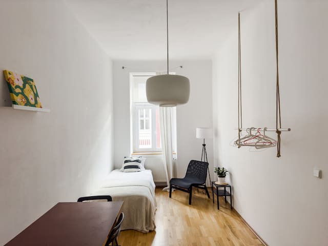 Bohenian Estates managed Airbnb listing 3