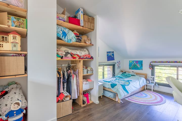 غرفة النوم 2