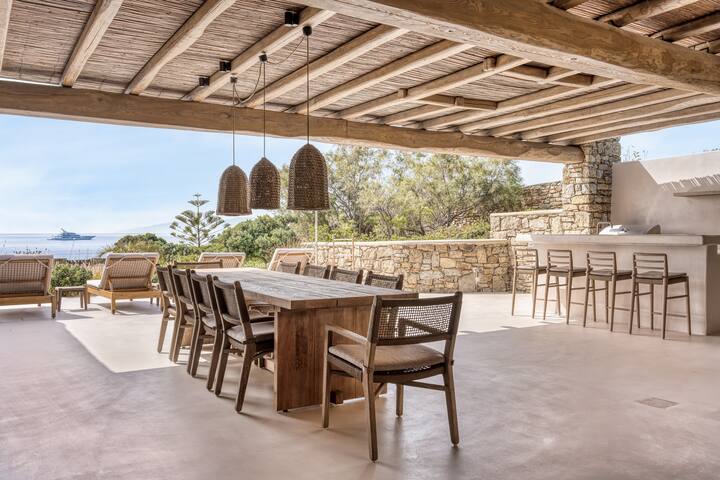 Mykonos Ornos Waterfront Villa gallery image 3