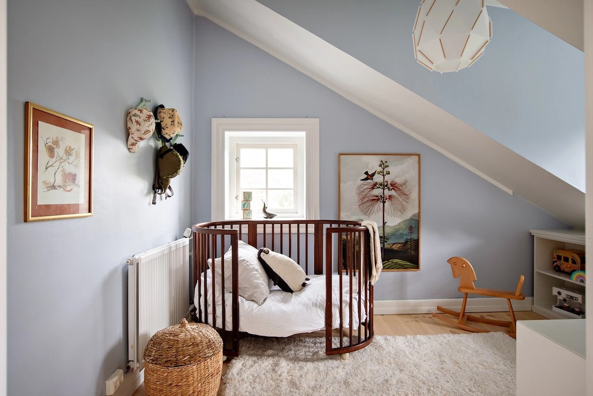 Ako želite, možete zamijeniti dječji krevet za krevet za jednu osobu :) 