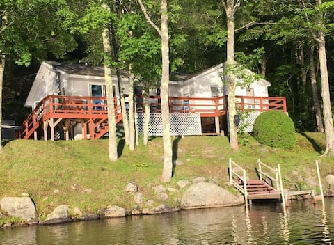 Peaceful Retreat on Stinson Lake