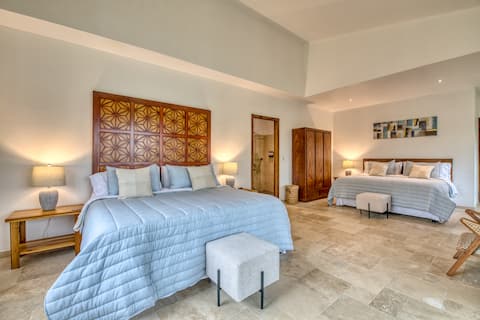 Luxury suite w balcony pool hot tub garden