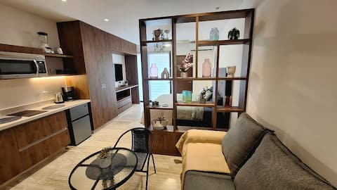 Popular Airbnb listing: Duna - Excellent Location Studio in Xaman Ha
