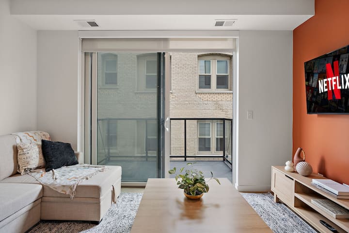 Cozy Downtown Condo W/ Gym By Traveller's Comfort - ミネアポリス, MN