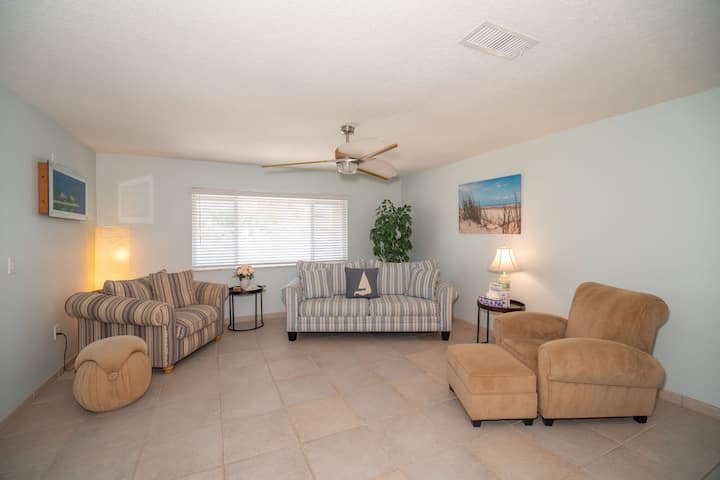 Space Coast Waterfront Heated Pool Home - Merritt Island, FL