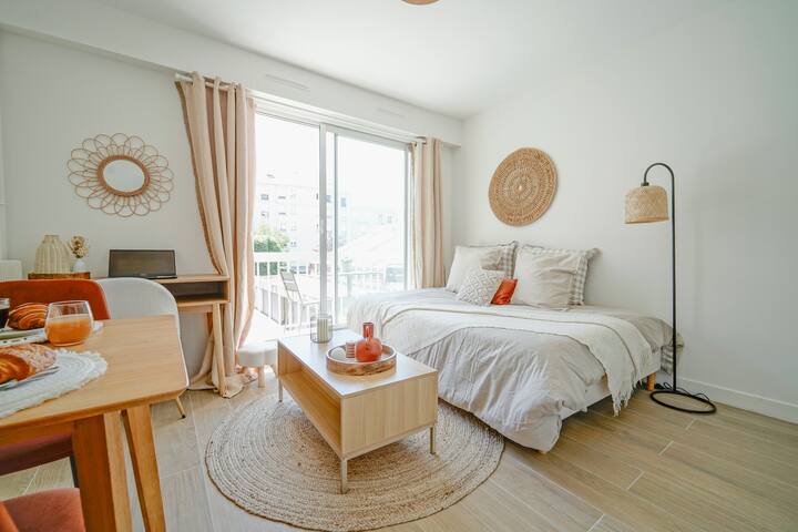 Sweet Dreams  Balcon  Calme  15 Min De Paris ! - Courbevoie