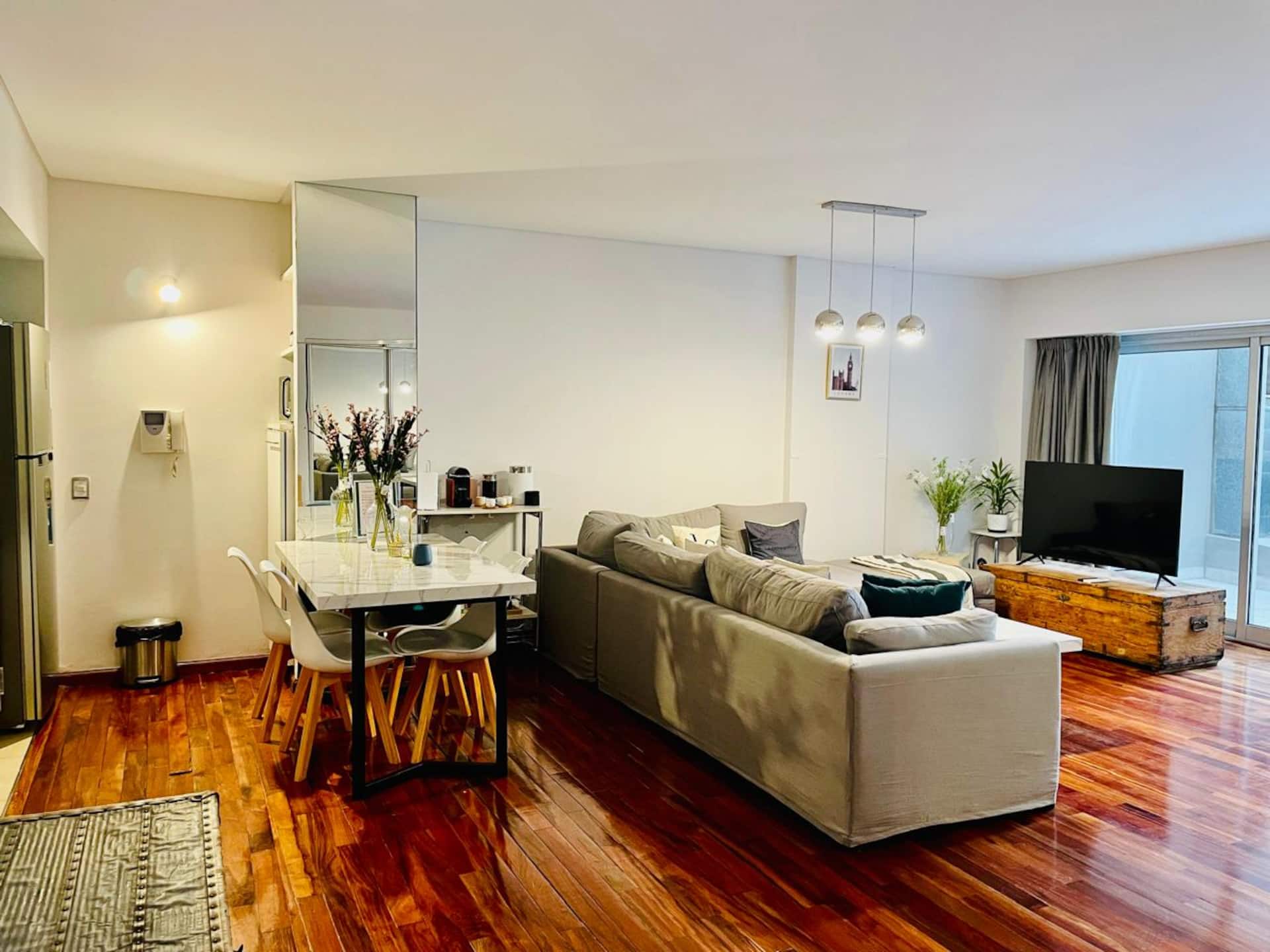 Kitnet mobiliada com piscina e academia em Belgrano