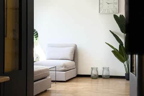 6 Guests Apartment CHIO Tivoli Aachen City