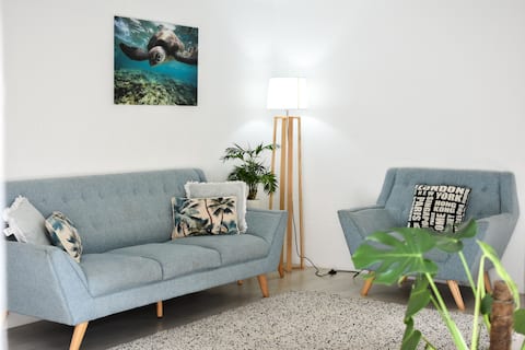 Successful Airbnb property: Harbour Hide away Walk to beaches cafes shops in Yamba