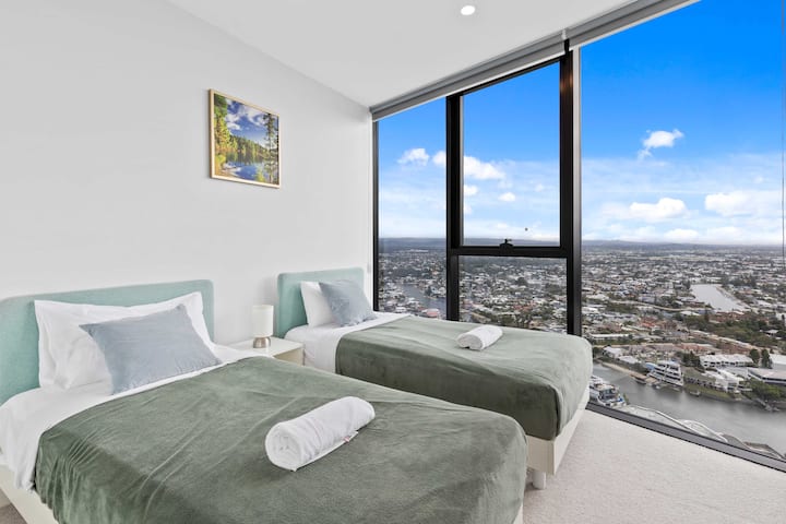 Luxurious High Level Next Casino Level 37 - Gold Coast