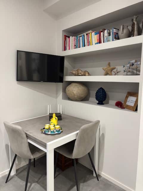 Proprietà Airbnb di successo: The Amalfitana | Elegant B&B in Central Salerno a Salerno