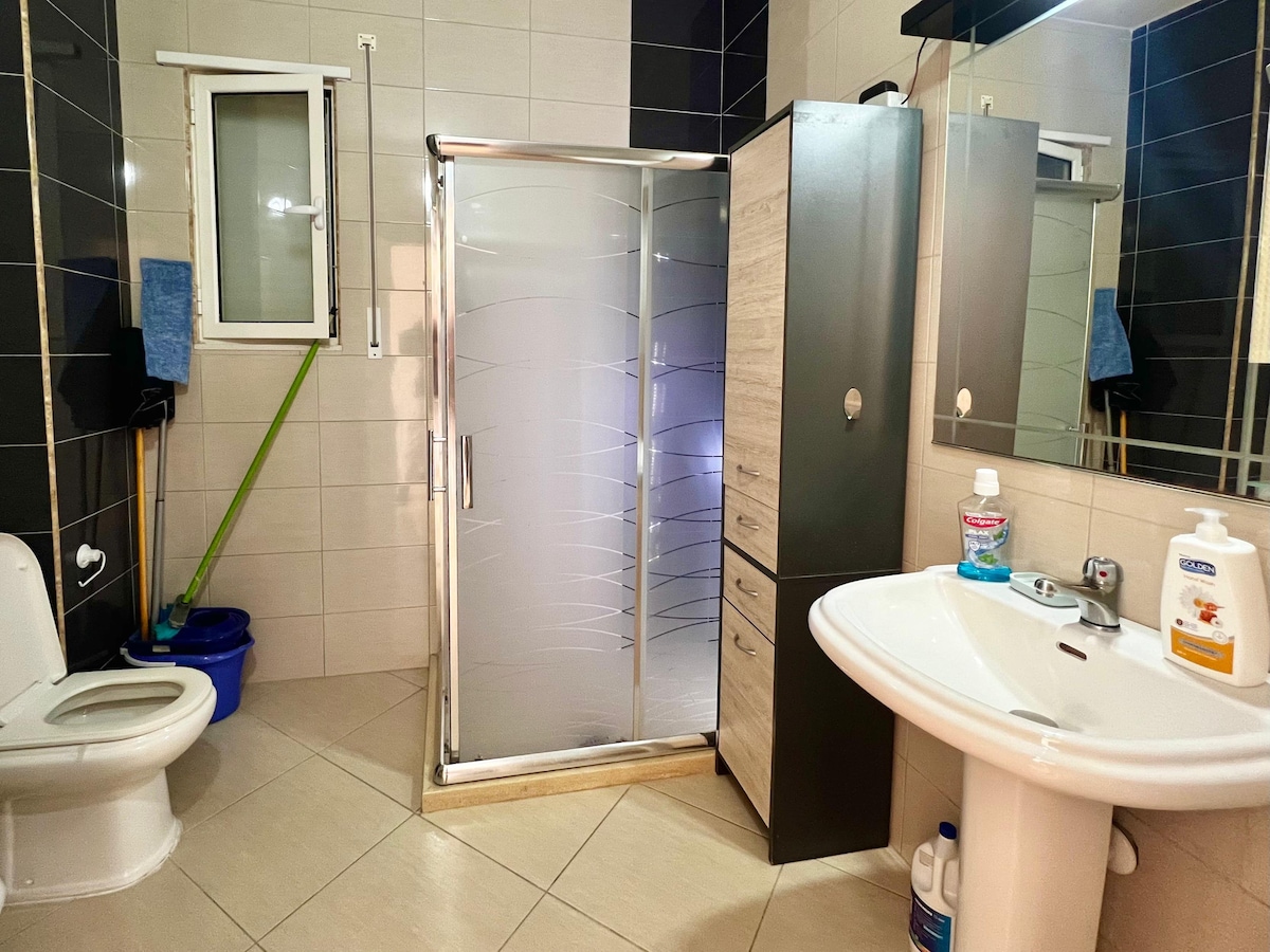 Listing 1451271414696045259