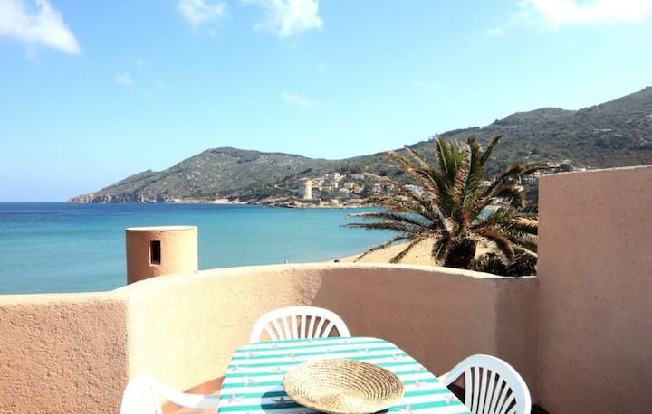 Monolocale Fronte Spiaggia A 10 Mt. Dalla Spiaggia - Isola del Giglio