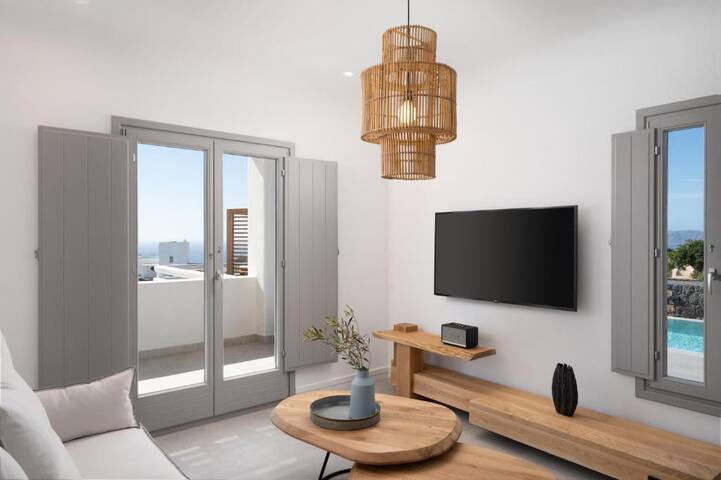 ElegantVilla FloatingBreakfast gallery image 3