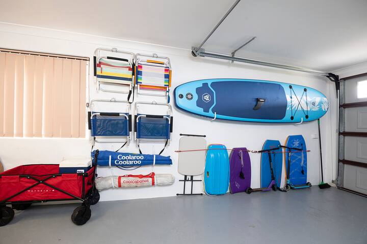 Beachfront Luxury – Games Room & Beach Essentials! gallery image 5