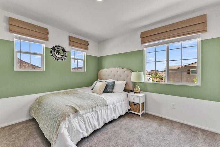 Sunlit 4br3b Private Patio|family Friendly E#42426 - Menifee, CA