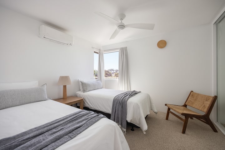 床可以配置为两张加长单人床或一张豪华加大双人床，只需在预订前告诉我们您的偏好，我们将确保为您的住宿安排一切。