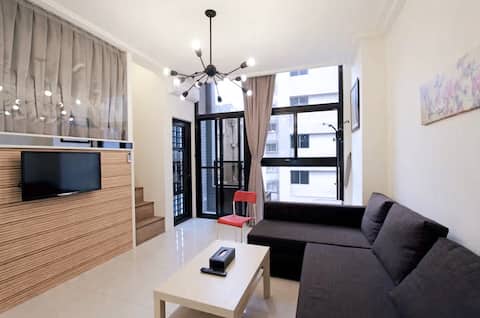 CULTURAL TPE Ximen – Balcony, Elevator Building, High Floor, Private Entrance, Near MRT 550m, Super