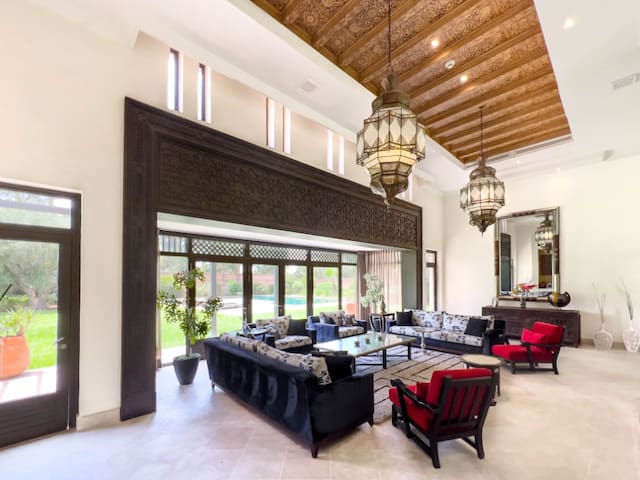 Famco Vacation Homes Rental LLC managed Airbnb listing 3
