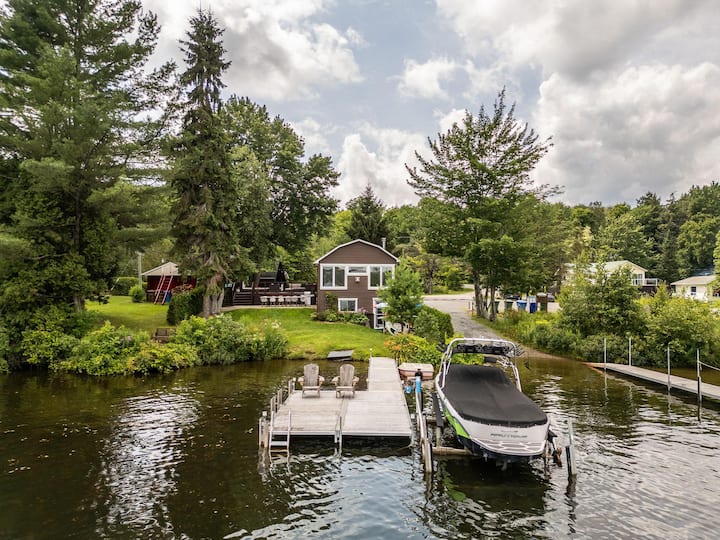 Chalet Au Bord Lac Lovering - Magog