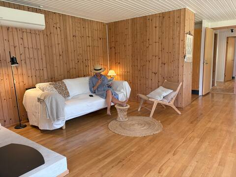 Top Airbnb: Cottage in the woods and on the beach in Region Sjælland