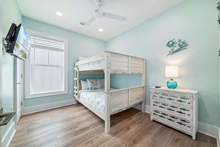 Plná poschodová posteľ