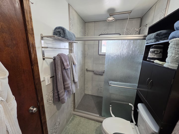 Cozy Rez2 Few Steps To Everywhere - Des Plaines, IL