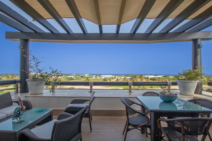 Tropical Oasis with Ocean & Golf Views at Cap Cana - photo 1
