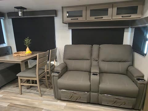 Top Airbnb: Sandy Toes Cozy Camper in Bradenton