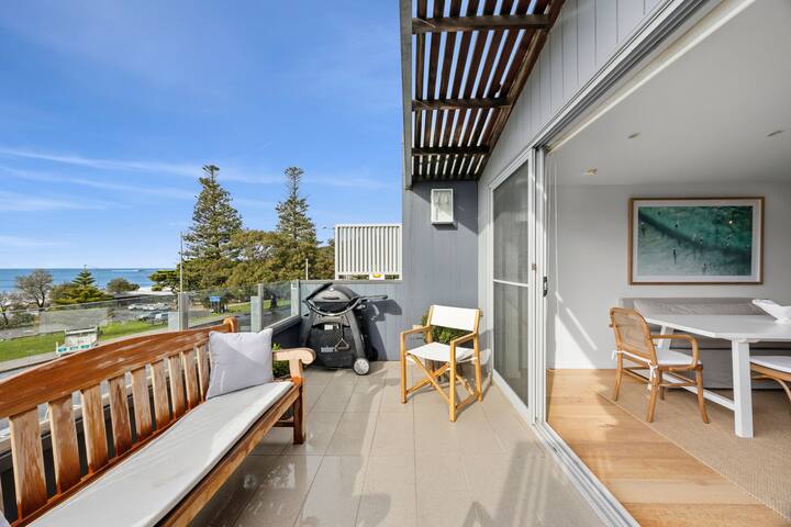 Villa Gaia – Lorne Holiday Stays gallery image 3
