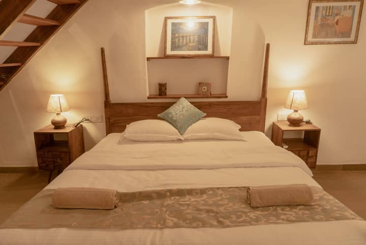 Bedroom 1 image 2