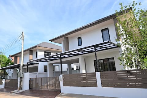 Ma-Umi Chiang Mai Villa 3 BRs-10 mins to city