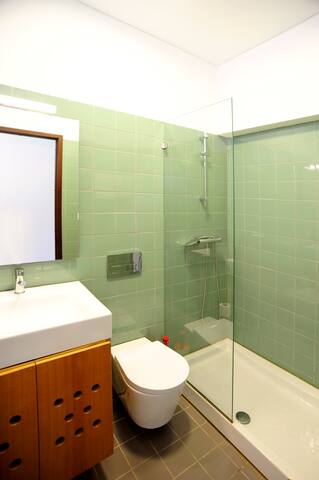 Amazing Apartment With 4 Rooms Porto Barão Omega gallery image 5