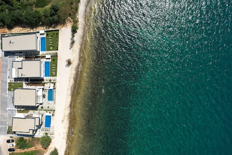 Adria Resort - Seafront Villa B