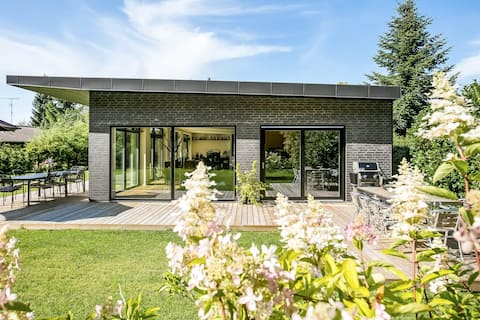 Villa by the Forest - Air & Silence