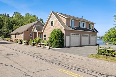 Rent the Beach at Lakeshore Retreat