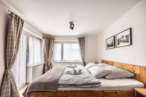 Family tree holiday house