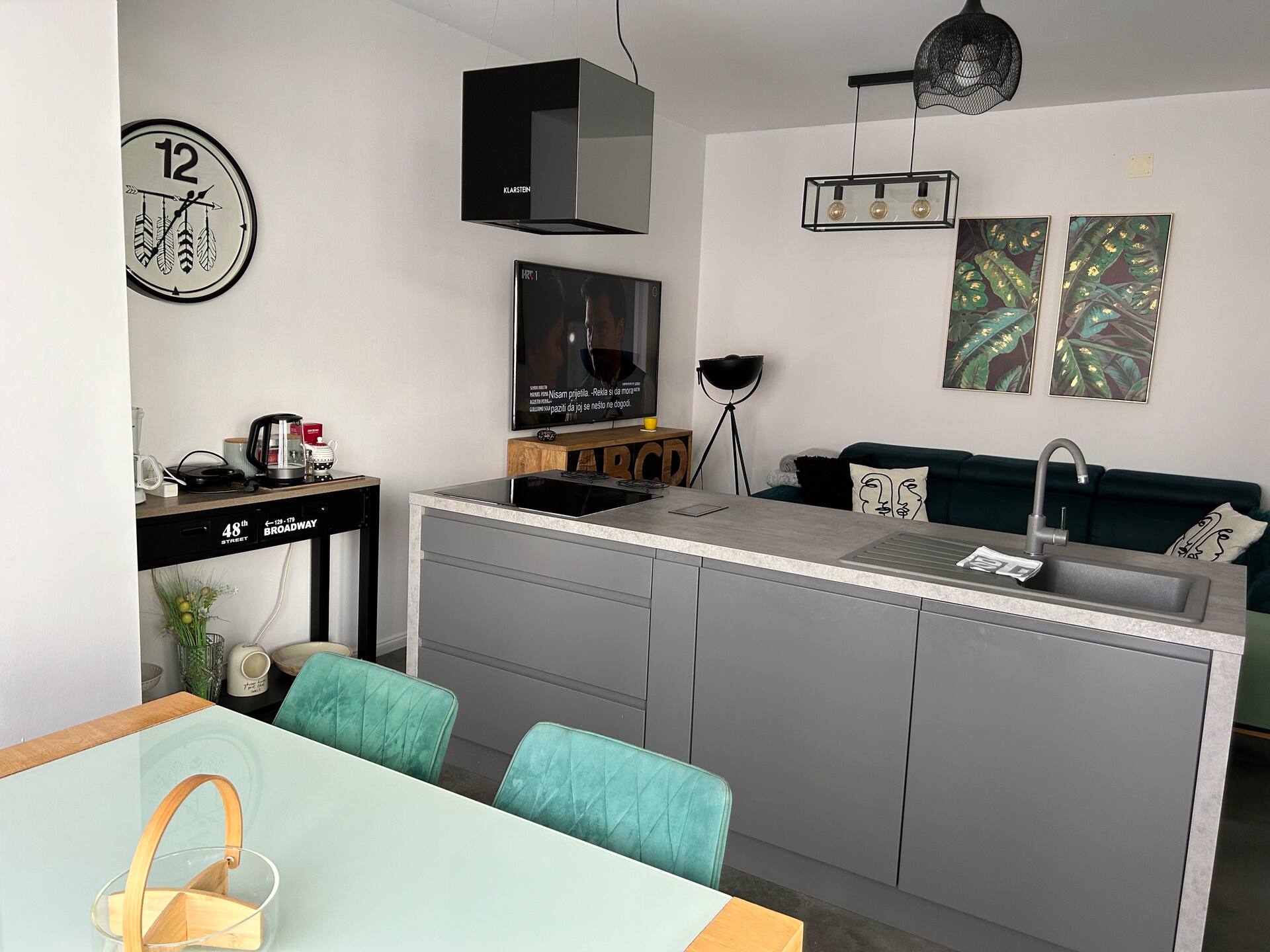 Modern furnished studio apartments for 2 persons — photo 2