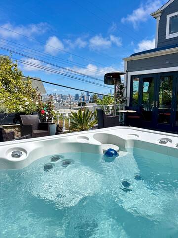 Victorian Gem/City View/Hot Tub