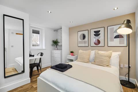 Sleek Hotel-Style Lower Level Studio