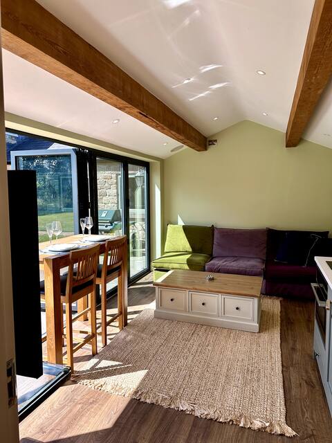 Popular Airbnb listing: Oasis on the edge of Harrogate in Killinghall
