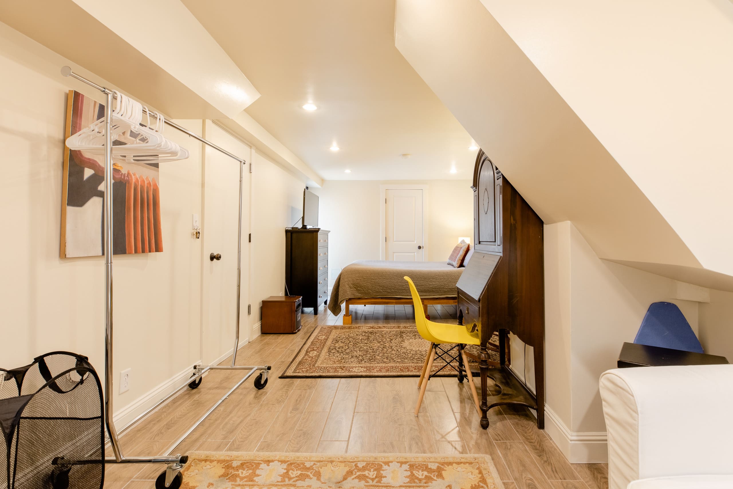 Home in San Francisco · ★4.85 · 1 bedroom · 4 beds · 1 bath - Image 52