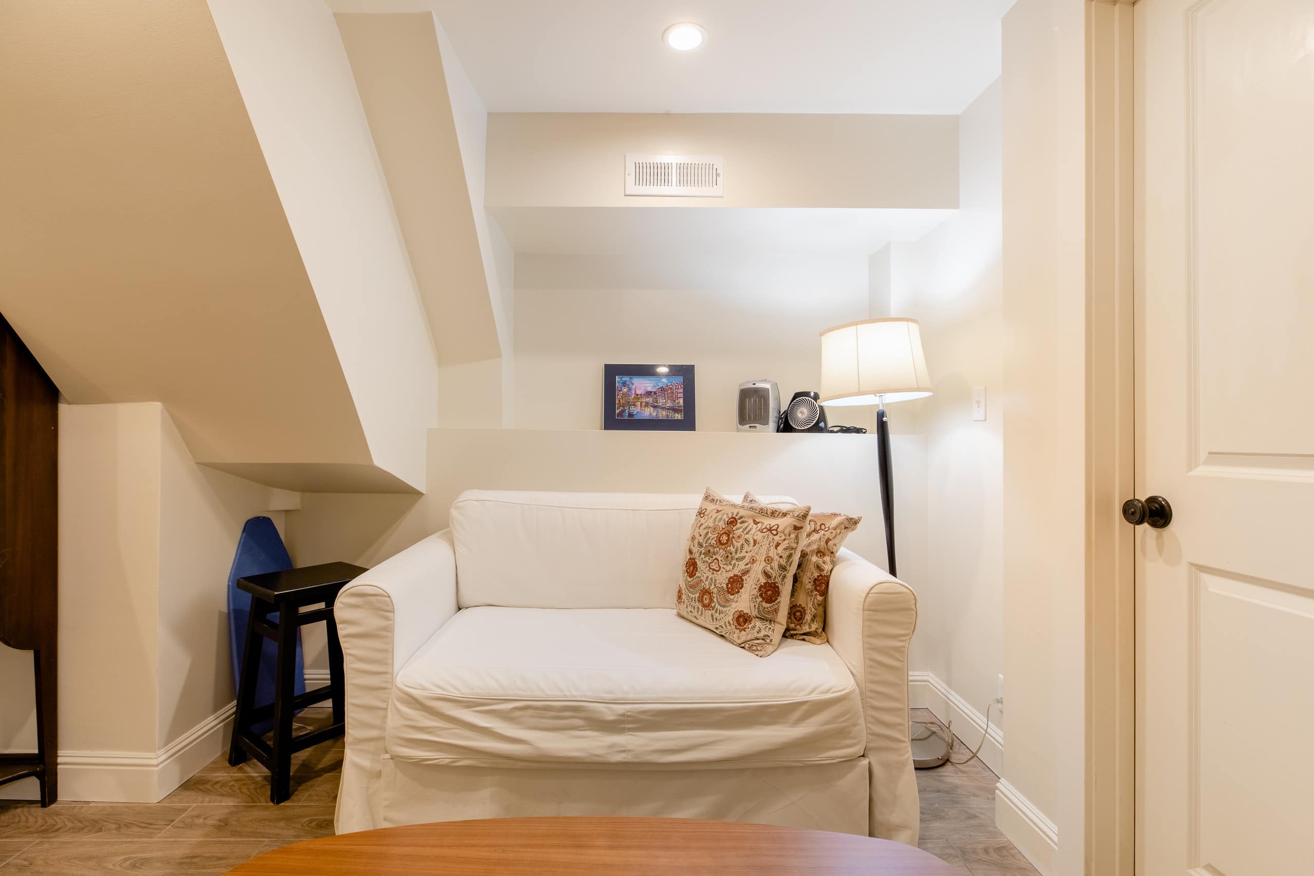 Home in San Francisco · ★4.85 · 1 bedroom · 4 beds · 1 bath - Image 53