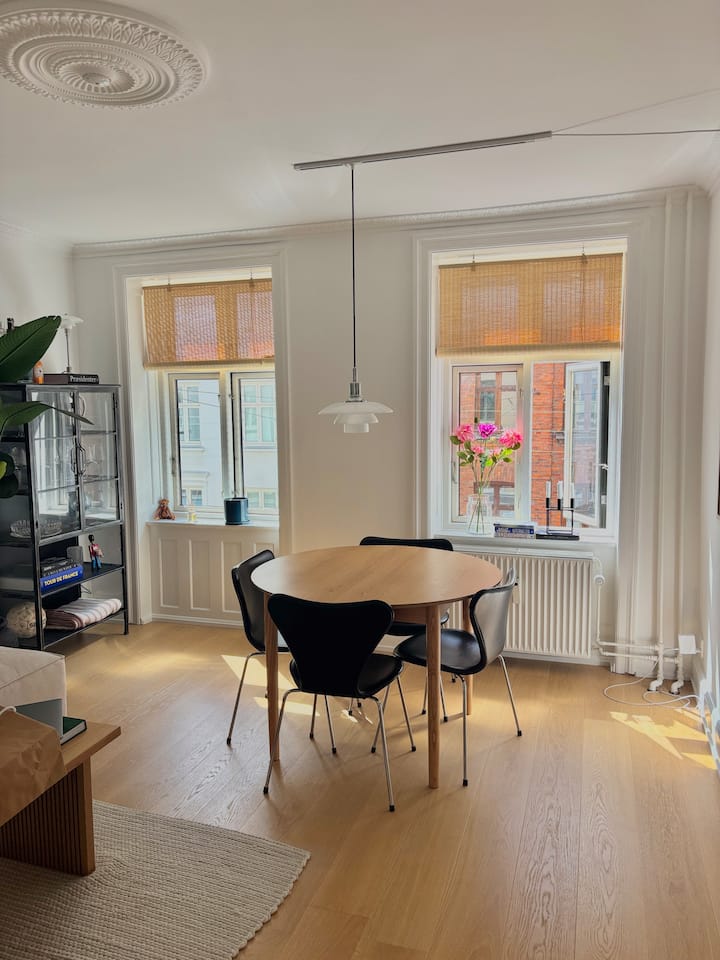 Charming, Renovated Apartment - Copenhagen
