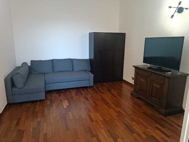 Appartamento La Casa Di Samu 
2 Camere Più Servizi - Liguria