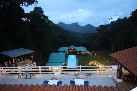 Your perfect mountain escape