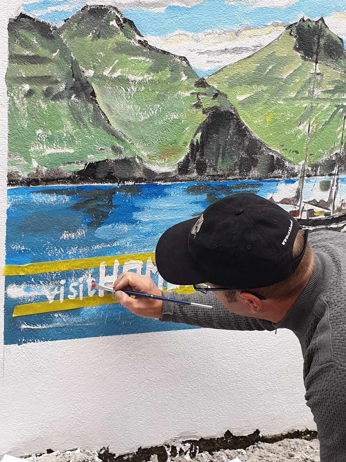 Maleri kunst at visitHOMES – Sea-view double room in Leirvík