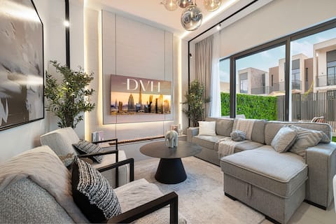 Popular Airbnb listing: DVH Luxe, Arabian Ranches 3, Elegant 4BR Villa in Wadi Al Safa 5